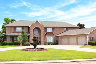 207 Regal Row, Houma, LA 70360