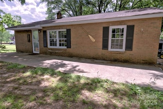 515 Upper Spencer Mountain Rd, Stanley, NC 28164