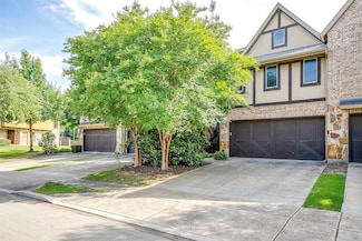 942 Brook Forest Ln, Euless, TX 76039