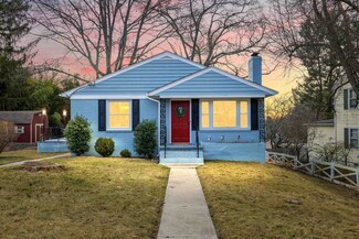 131 College Cir, Staunton, VA 24401