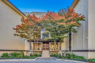 1515 Floribunda Ave Unit 205, Burlingame, CA 94010