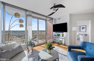 105 Christina Landing Dr Unit 2106, Wilmington, DE 19801