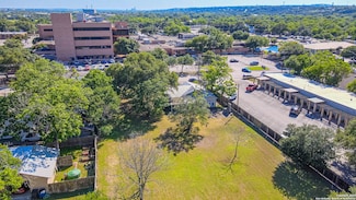 640 N Houston Ave, New Braunfels, TX 78130