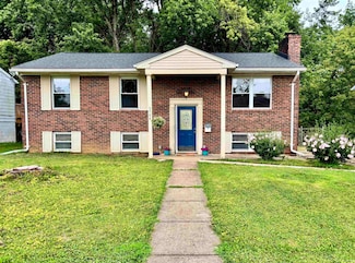 5708 Berry Ln, Evansville, IN 47710