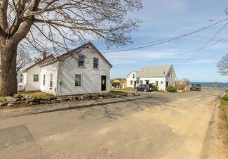 80 Crescent St, Rockland, ME 04841