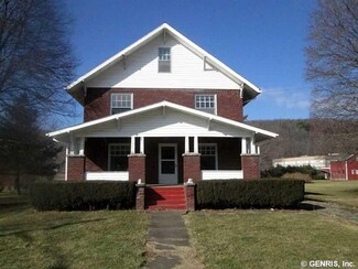 130 Greenwood St, Canisteo, NY 14823