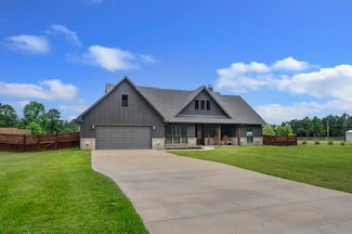 685 Box Car Rd, Lufkin, TX 75904