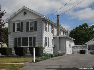 55 Geneva St, Clyde, NY 14433