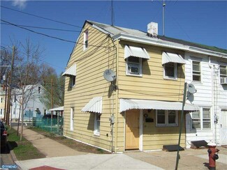 100 William St, Trenton, NJ 08611