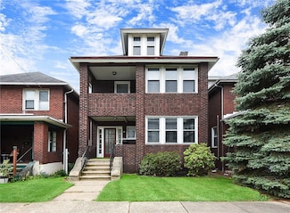 962 Oxford St, Turtle Creek, PA 15145