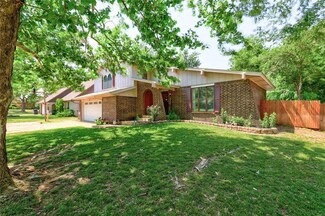 11751 Silver Maple Dr, Yukon, OK 73099