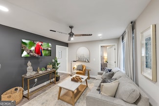 155 Parkview Dr SE, Marietta, GA 30060