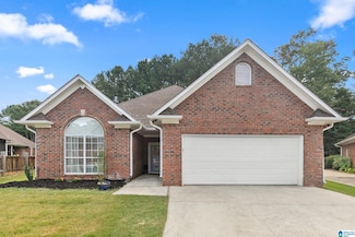 4472 Parkwood Cir, Trussville, AL 35173