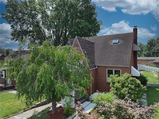 445 Jenne Dr, Pittsburgh, PA 15236