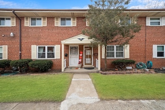 1423 W Touhy Ave Unit D, Chicago, IL 60626