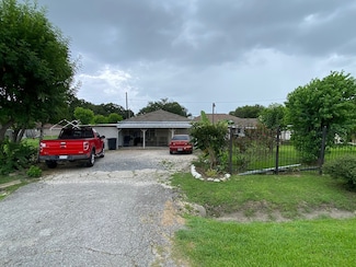 7433 Red Robin Ln, Houston, TX 77075