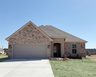 645 Hilltop Cir, Shreveport, LA 71107