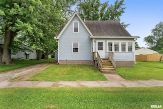 204 E Main St, Joy, IL 61260