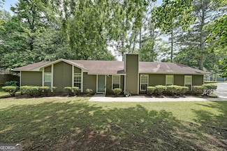 5807 Christopher Ln, Lithonia, GA 30058