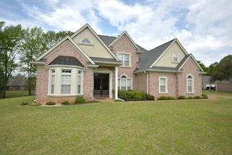 8017 Camptown Ln, Olive Branch, MS 38654