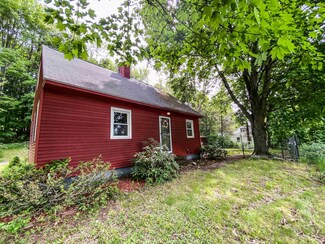 409 Girard Ave, Pembroke, NH 03275
