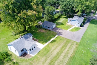 213 Rose Ave, Loves Park, IL 61111