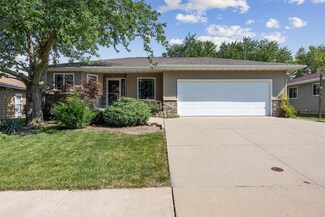 3580 28th Ave, Marion, IA 52302