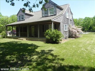 38 Post Oak Rd, Chilmark, MA 02535