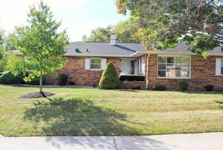434 W Gardner Ct, Marion, IN 46952