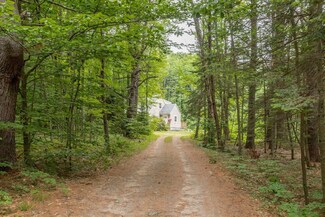 20 Farmview Ln, Freeport, ME 04032