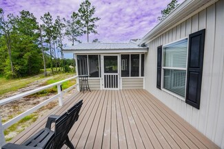 428 SE Mccray Rd, Mayo, FL 32066