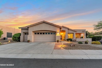 1996 E Longspur Place, Green Valley, AZ 85614