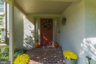 405 Chandlee Dr Unit 254, Berwyn, PA 19312