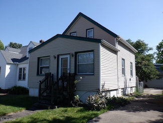 4131 W 210th St, Cleveland, OH 44126
