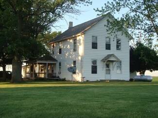 1716 E 200 Rd N, Cissna Park, IL 60924