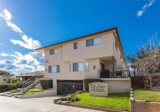 623 E Cedar Ave Unit A, Burbank, CA 91501