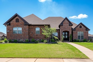 1825 Josh Dr, Conway, AR 72034