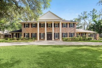 11739 Wood Ln, Houston, TX 77024