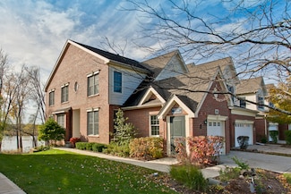 39 Harborside Way, Hawthorn Woods, IL 60047