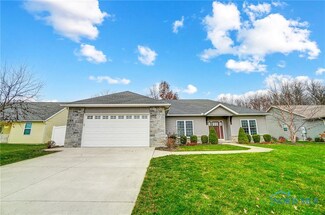 2800 Paige Ln, Findlay, OH 45840