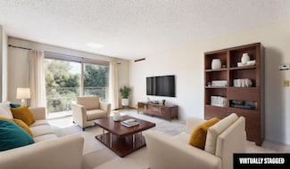 210 W Grant St Unit 204, Minneapolis, MN 55403