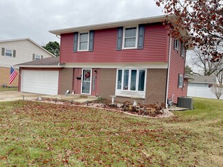 1308 25th St, Peru, IL 61354