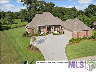 7382 Lakeland Dr, Zachary, LA 70791