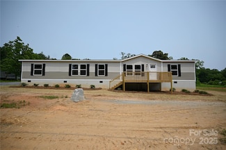 1157 Renno Rd, Clinton, SC 29325