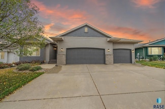 2317 S Katie Ave, Sioux Falls, SD 57106