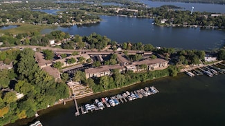 4363 Wilshire Blvd Unit 309, Mound, MN 55364