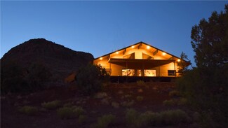18723 E Knight Creek Rd, Kingman, AZ 86401