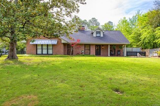 2431 Hermitage Dr, Montgomery, AL 36111
