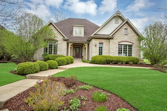 2559 Bird Ln, Batavia, IL 60510