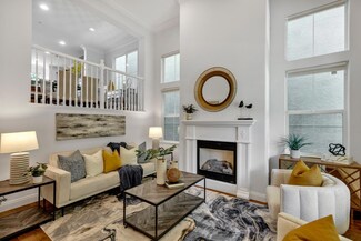 130 Iris Dr, Mountain View, CA 94041